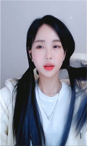 一个人看的视频www免费精简版下载
