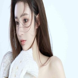 晚上去没人公园裸跑可以吗？探讨隐私、法律与健康的多维视角